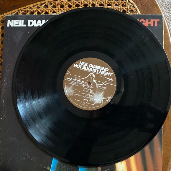 vinyl album Hot August Night. Double album. Great condition. Sweet Caroline! - Picture 9 of 16